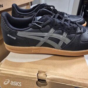 ASICS SKYHAND OG 1203A451 001 Black Truffle Grey Sports Style Shoes Mens 10.5 US